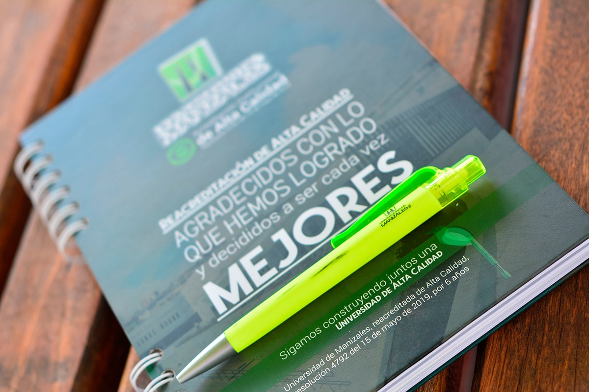 CUADERNOS INSTITUCIONALES