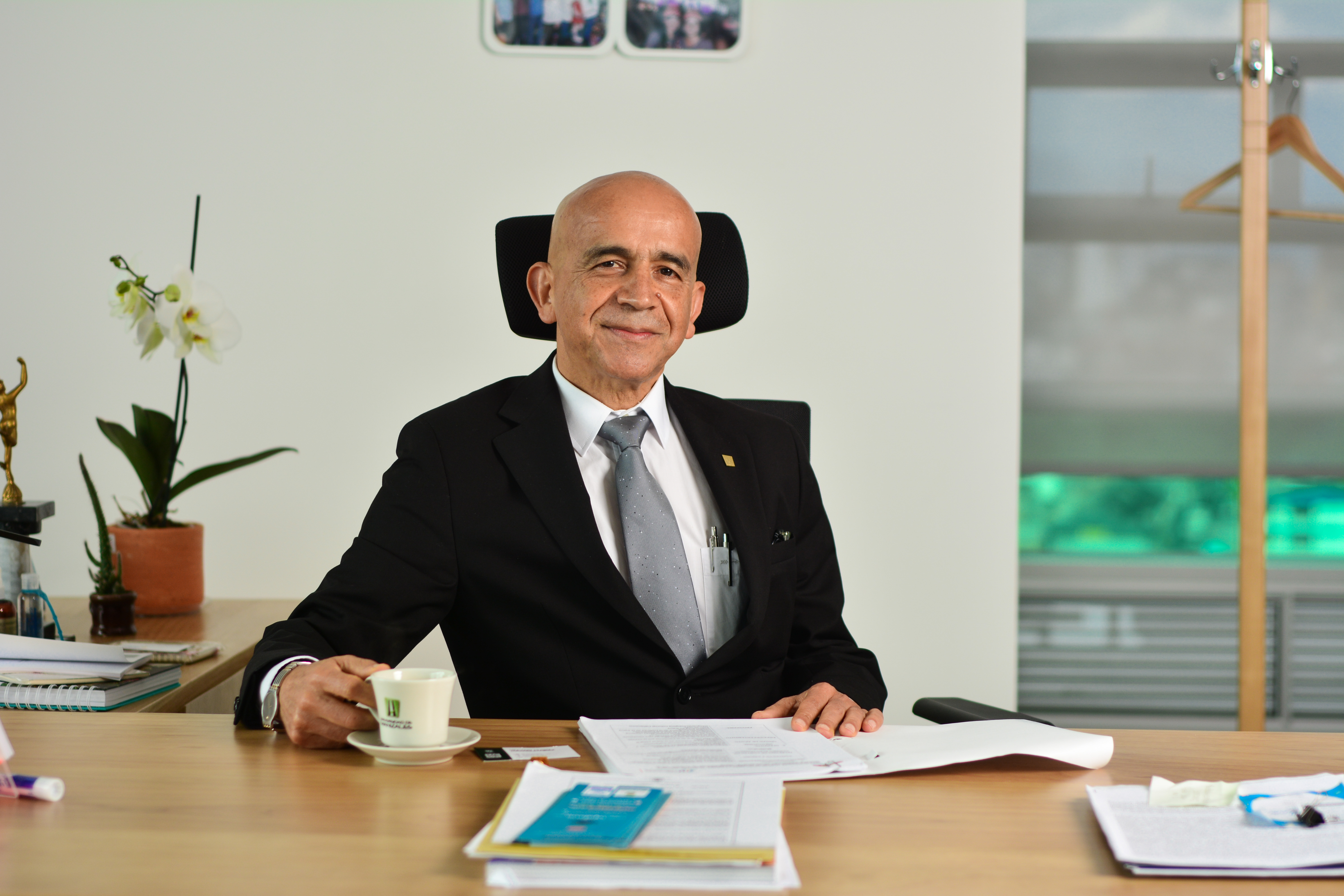 Duván Emilio Ramírez Ospina, rector