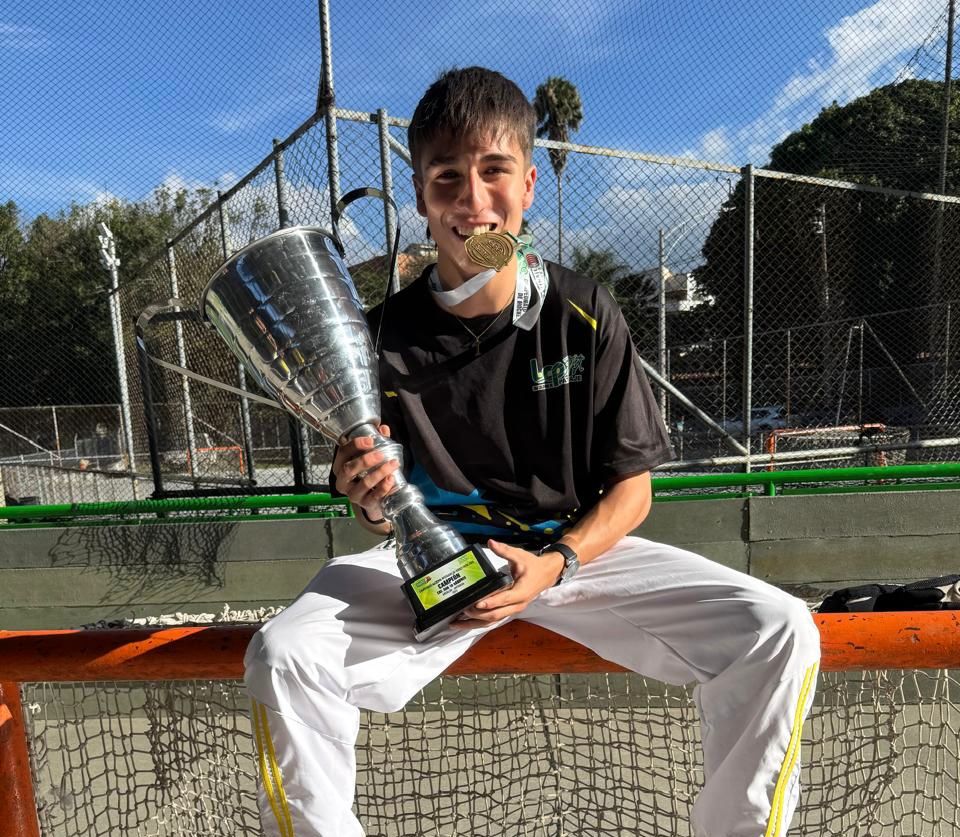 Estudiante Hockey sobre Patines